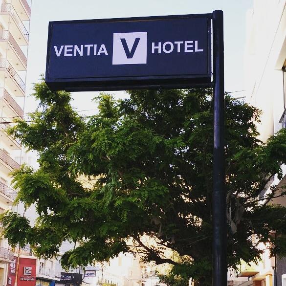 קומודורו ריבהדאביה Hotel Urbano Ventia מראה חיצוני תמונה